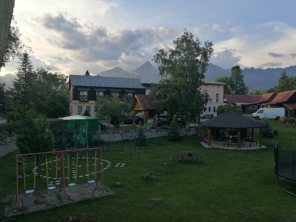 Penzion Monty Ranch Vysoke Tatry Stola Hotel Ngoại thất bức ảnh